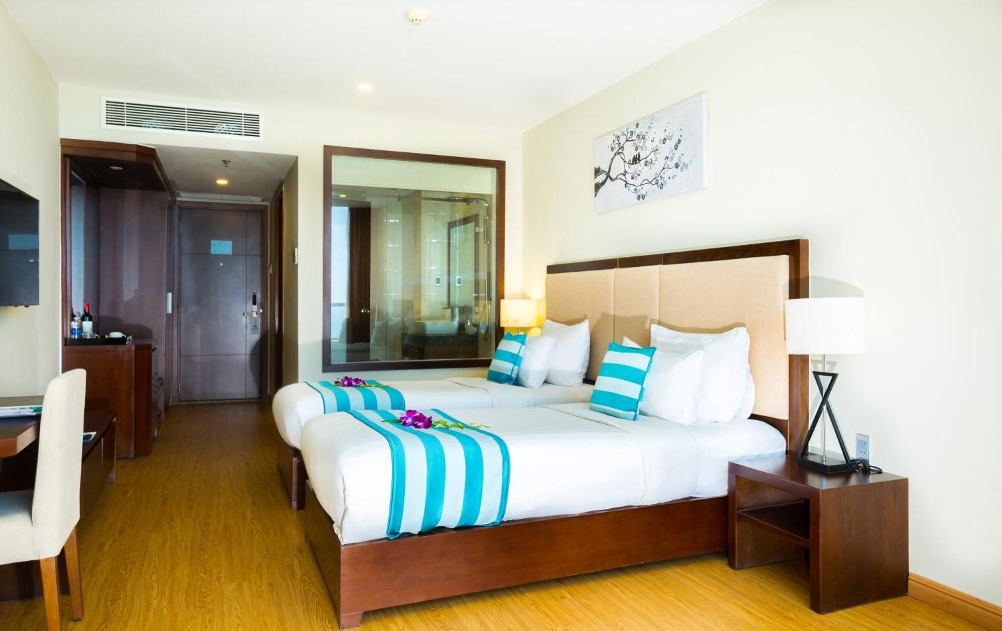 Khách sạn Avatar 4*